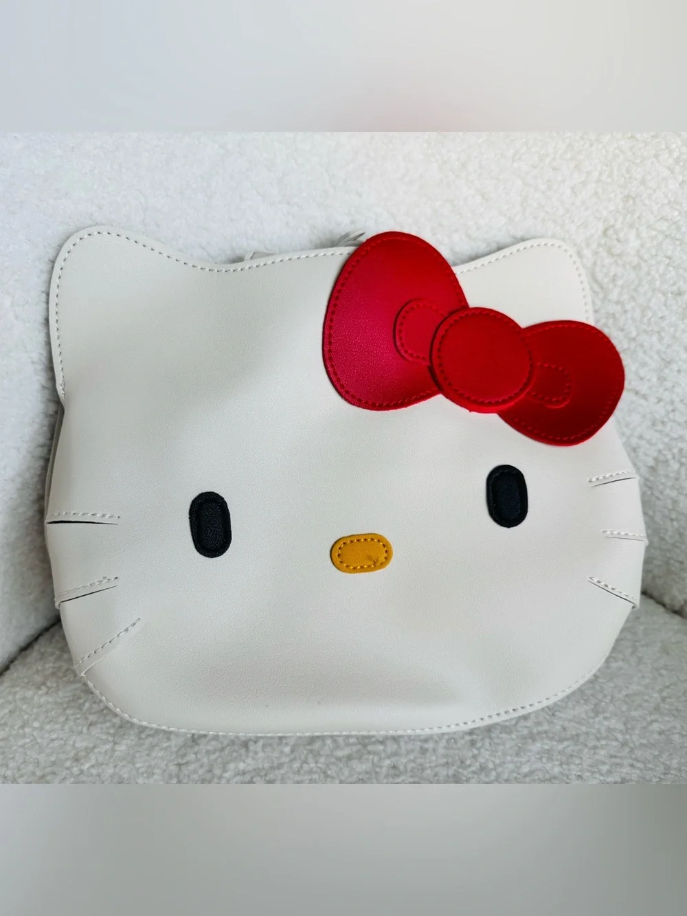 White Hello Kitty Bag with Red Bow